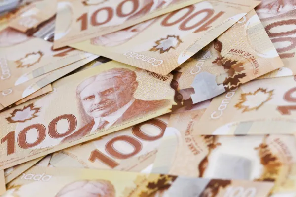 100 Canadian Dollar banknote authentic