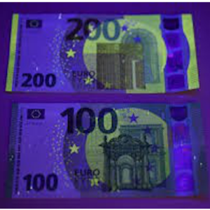 Euro €200 Bills